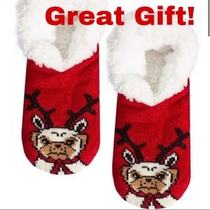 NWT 🎄🎄🎄Antler Pug Slippers - Red